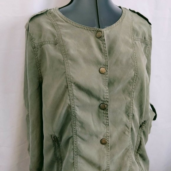 Market & Spruce Light Jacket Shirt Shacket M Olive Green Snap Roll Tab 3/4 Slv - Picture 8 of 11